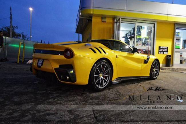 Evren milano imagine la ferrari f12tdf aperta 