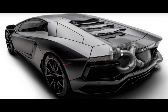 La lamborghini aventador par undergound racing 350 km h en 800 metres 