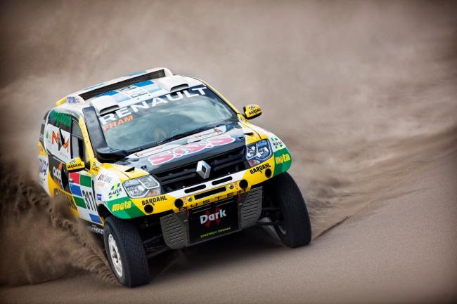 Dakar 2016 renault affiche des objectifs modestes pour son duster 