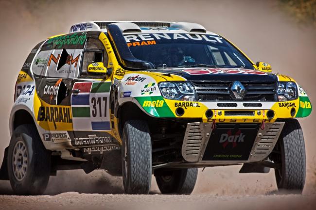 Dakar 2016 renault affiche des objectifs modestes pour son duster 