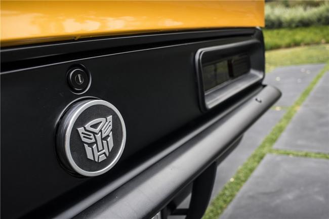 La chevrolet camaro bumblebee de transformers 4 aux encheres 