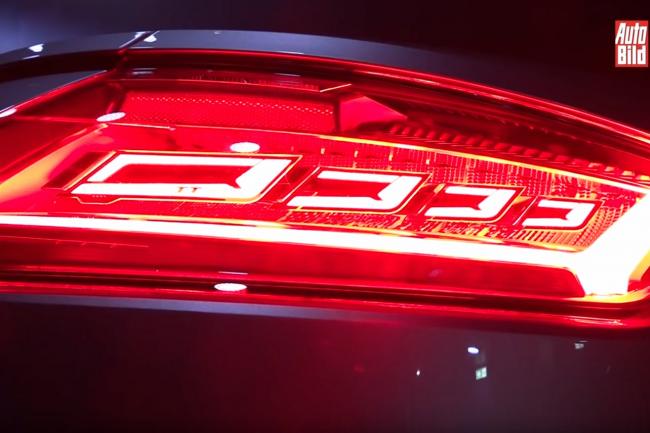 Les feux oled de l audi tt rs sous les projecteurs du ces 