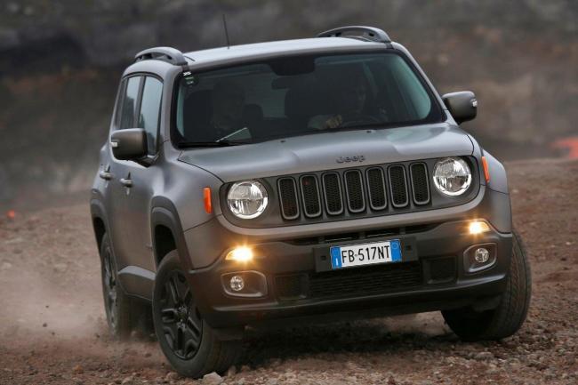 Serie speciale jeep renegade night eagle 