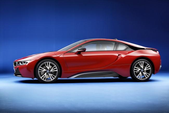 Serie speciale protonic red edition pour la bmw i8 