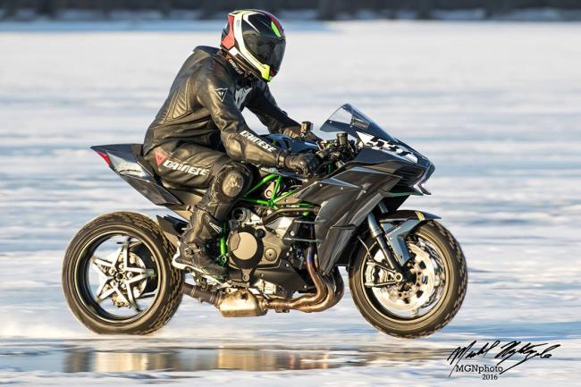 Cecil myers va tenter un record de vitesse sur glace en wheeling 