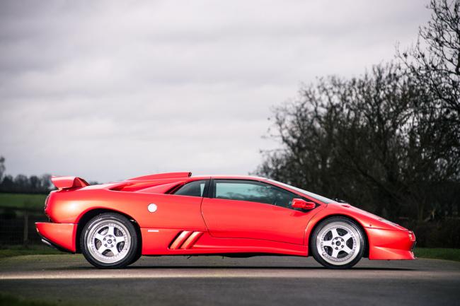 La derniere lamborghini diablo sv aux encheres 