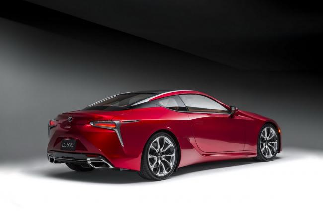 Le lexus lc 500h sort ses griffes a geneve 