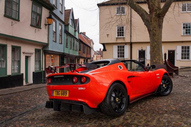 Lotus elise cup 250 petite anglaise corsee 