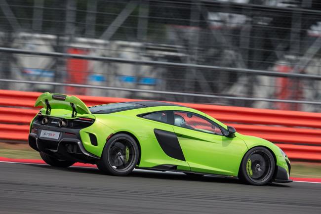 Mclaren 675 lt une version plus extreme a geneve 