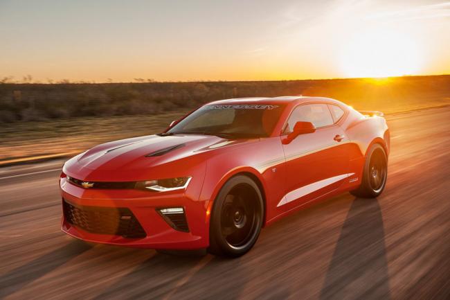 Hennessey lance la chevrolet camaro a 325 km h 