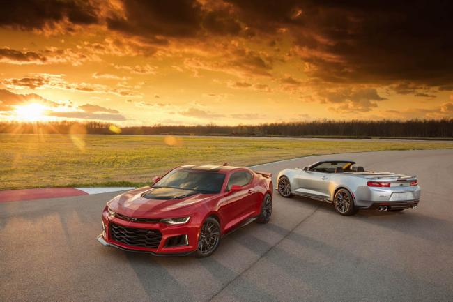 La chevrolet camaro zl1 perd le toit 