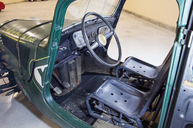 Une citroen traction avant sauce hot rod a vendre 