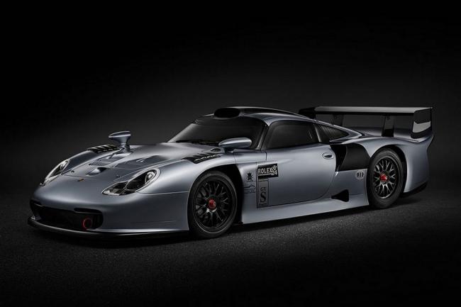 Une porsche 911 gt1 evolution aux encheres 