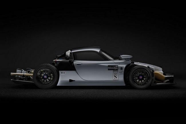 Une porsche 911 gt1 evolution aux encheres 