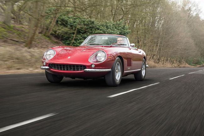 Une ferrari 275 gts 4 nart aux encheres a monaco 