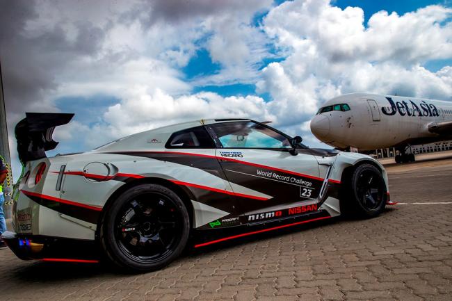 La nissan gt r bat le record du drift le plus rapide au monde 