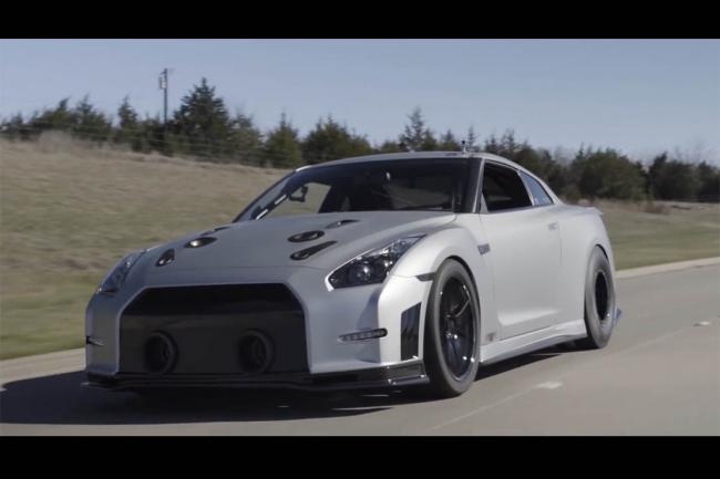 Nissan gt r t1 pres de 2 200 ch sur route ouverte 