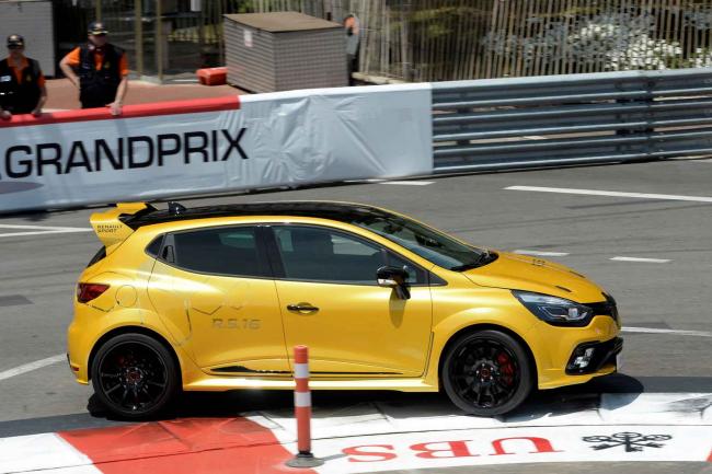 Renault Clio RS 16 : l'essai video sur la piste de Monaco