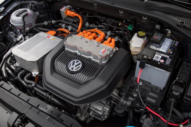 Bientot plus de puissance et d autonomie pour la vw e golf 