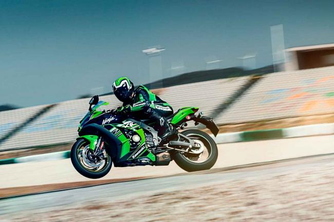 Kawasaki Ninja ZX-10R : pour continuer d'affoler les chronos