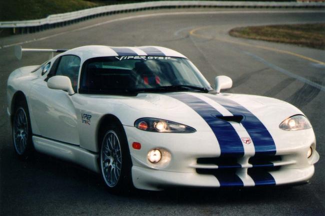 Dodge viper cinq series limitees pour sa derniere annee de production 