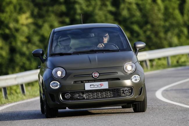 La fiat 500s de retour elle vise les hommes 