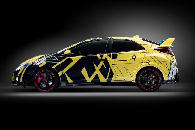 Une honda civic type r art car recouverte d une oeuvre de jean graton 