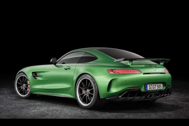 La mercedes amg gt r se montre en avance 