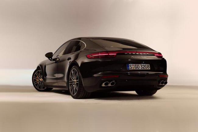 La nouvelle porsche panamera en avance sur le programme 