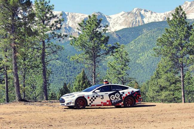 La Tesla Model S signe un chrono record à Pikes Peak