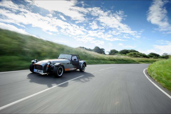 Caterham seven 355 le chainon manquant 