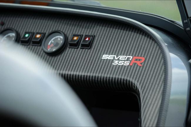Caterham seven 355 le chainon manquant 