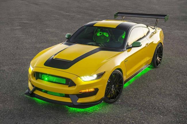 Ford mustang shelby gt350 ole yeller pour la bonne cause 