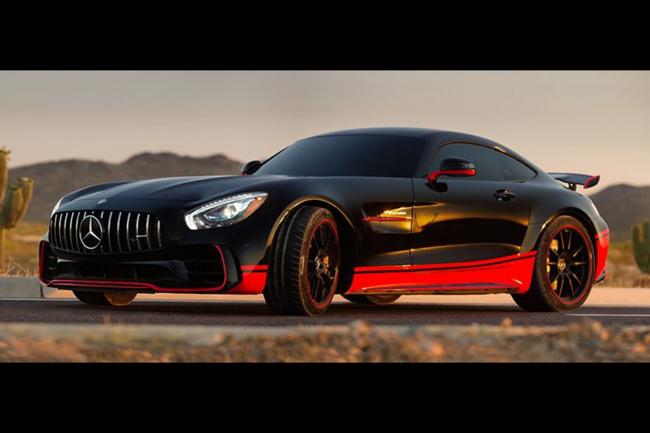 Autobot drift la mercedes amg gt r aux cotes de bumblebee 