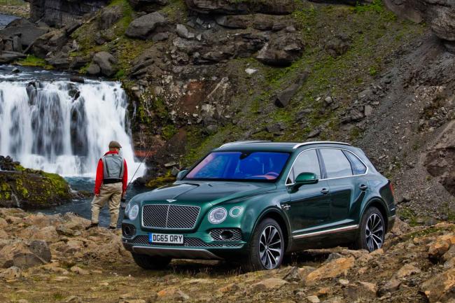 Le moteur de l'Audi SQ7 dans le Bentley Bentayga diesel