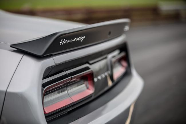 Hennessey challenger hellcat hpe1000 9 9 secondes sur le 400 metres 