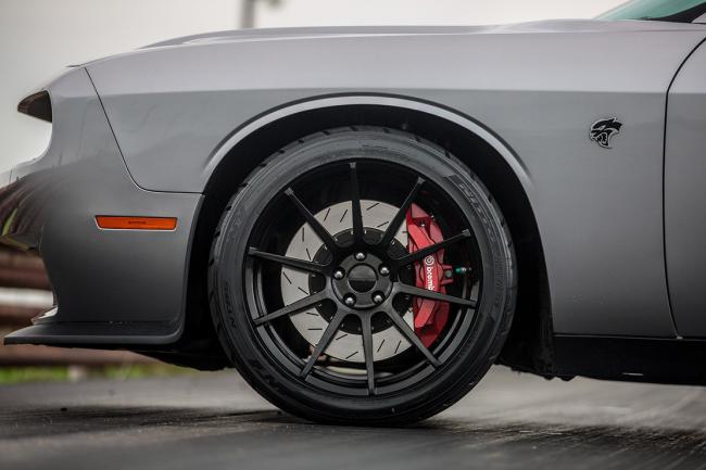 Hennessey challenger hellcat hpe1000 9 9 secondes sur le 400 metres 