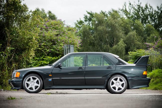 Mercedes 190 e evolution 2 un exemplaire estime a plus de 200 000 euros 