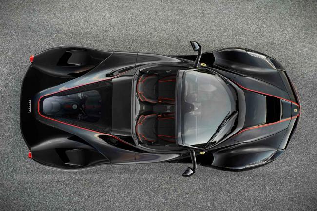 Laferrari aperta elle enleve le haut en 7 secondes 