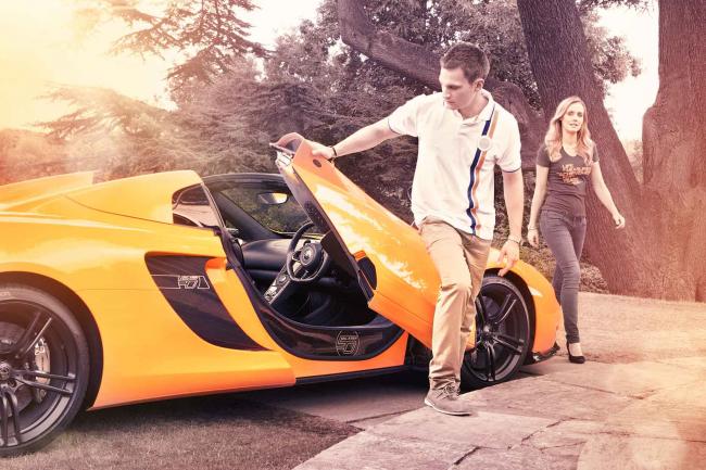 James hunt la collection mclaren 50 ans apres 