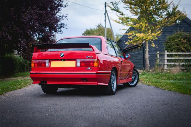 Bmw m3 e30 sport evolution estimee a pres de 130 000 euros aux encheres 