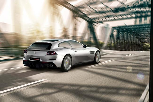 Salon de paris ferrari gtc4lusso t 