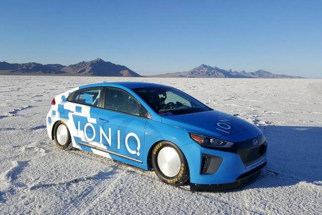 La hyundai ioniq hybride s offre un record de vitesse avec 254 km h 