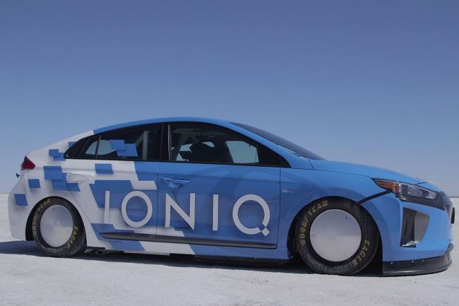 La hyundai ioniq hybride s offre un record de vitesse avec 254 km h 