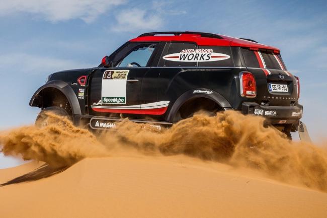 Mini devoile le john cooper works rally du dakar 2017 