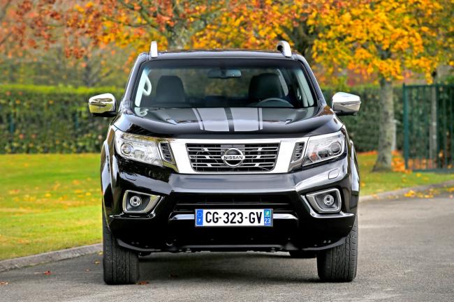 Serie speciale nissan navara np300 premium edition 