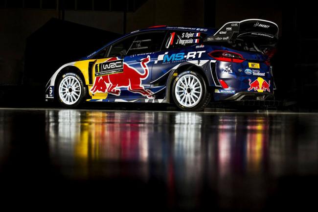 La ford fiesta wrc est habillee par red bull 