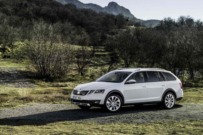 Skoda octavia 2017 place au baroudeur loctavia scout 