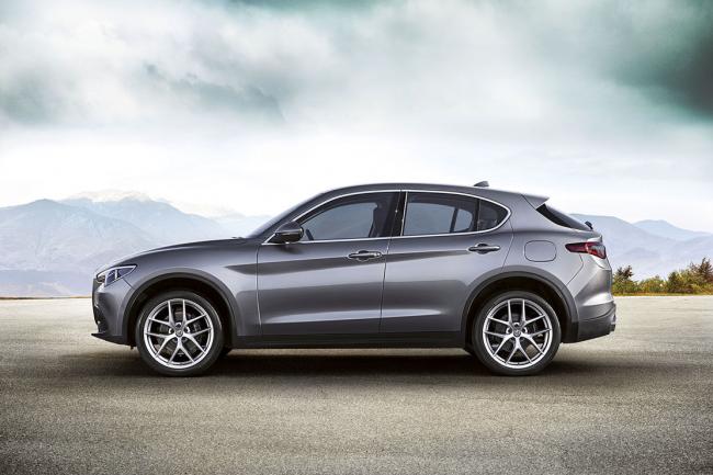 Alfa romeo stelvio first edition les commandes du suv sont ouvertes 