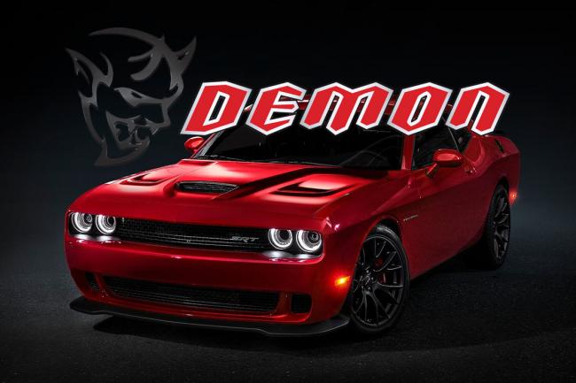 Une dodge challenger demon en preparation 